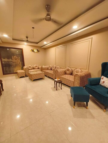 Living Room in 4 BHK Builder Floor at Sector 85 – for Sale