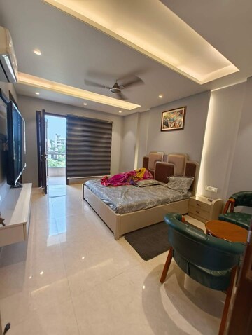 Master Bedroom in 4 BHK Builder Floor at Sector 85 – for Sale