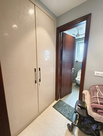 Building Lobby in 4 BHK Builder Floor at Sector 85 – for Sale