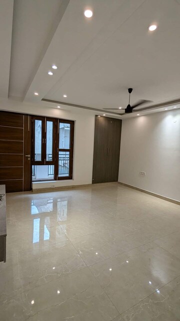 4 BHK Builder Floor For Sale in Green Fields Colony
