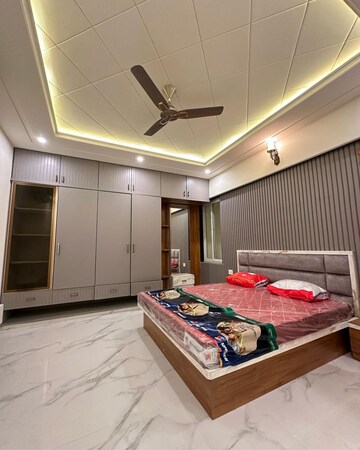 Bedroom in 3.5 BHK Independent House at Vidhan Sabha Marg – for Sale