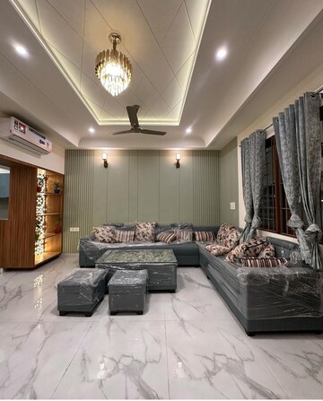 Living Room in 3.5 BHK Independent House at Vidhan Sabha Marg – for Sale