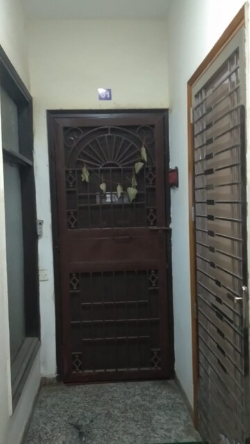 Furnished Amenities in 3 BHK Builder Floor at Chattarpur – for Sale