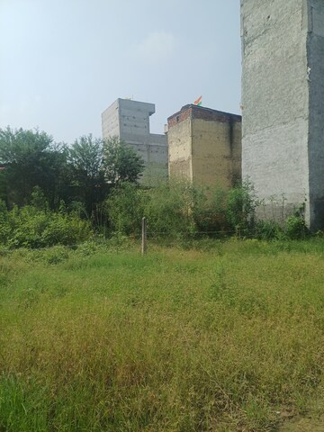  Plot For Sale in Bhopani Village