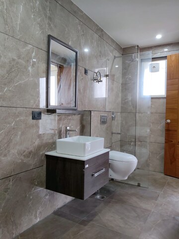 Bathroom in 4 BHK Builder Floor at Unitech Deerwood Chase, Nirvana Country – for Sale