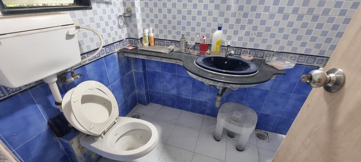 Bathroom, florentine-villas 3 Bedroom 1100 Sq.Ft. Apartment In Sopan Baug Pune 7541529