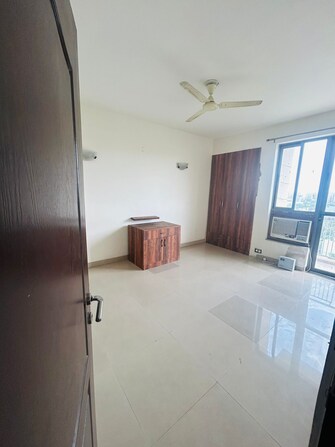 2 BHK Apartment For Rent in Sector 5 Wave City Ghaziabad  7541843