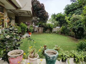 2.5 BHK Villa – Garden View at Sector 17 - for Sale
