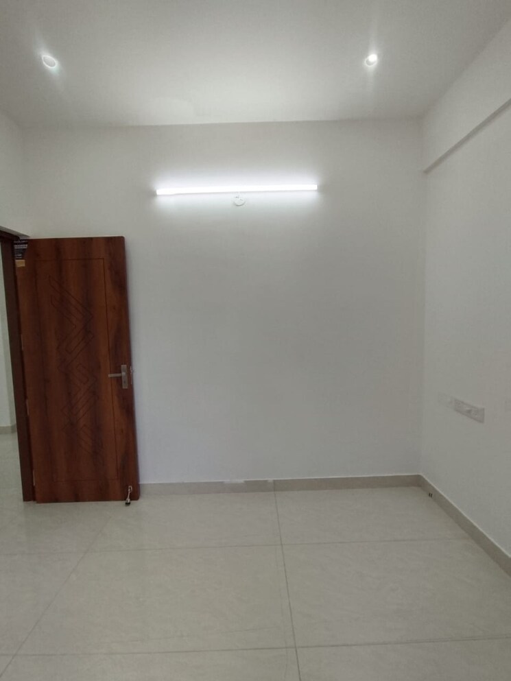 Room, camron-height 4 Bedroom 200 Sq.Yd. Penthouse In Andheri West Mumbai 7534157