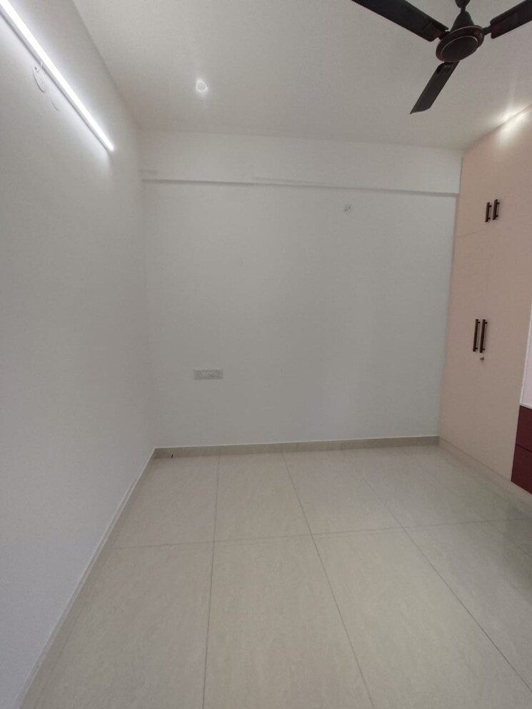 Room, camron-height 4 Bedroom 200 Sq.Yd. Penthouse In Andheri West Mumbai 7534157