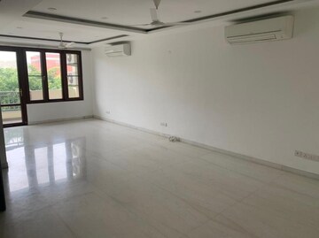 Room in 2 BHK Apartment at Jaypee Greens Aman, Sector 151 – for Sale