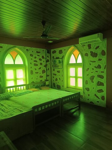 Bedroom in 4 BHK Independent House at Vasai West – for Rent