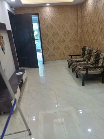 Master Bedroom in 2.5 BHK Builder Floor at Paschim Vihar – for Sale