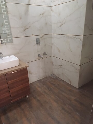Bathroom in 2.5 BHK Builder Floor at Paschim Vihar – for Sale