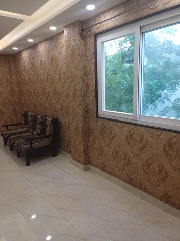 Room in 2.5 BHK Builder Floor at Paschim Vihar – for Sale