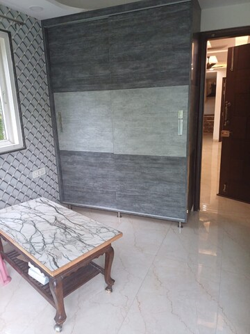 Room in 2.5 BHK Builder Floor at Paschim Vihar – for Sale