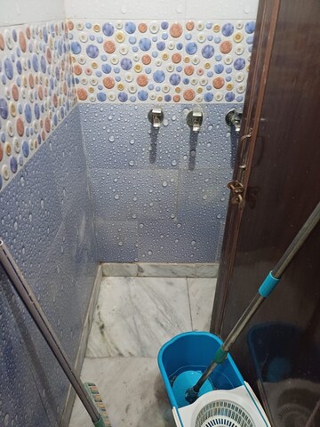 Bathroom in 1.5 BHK Apartment at Paschim Vihar – for Sale