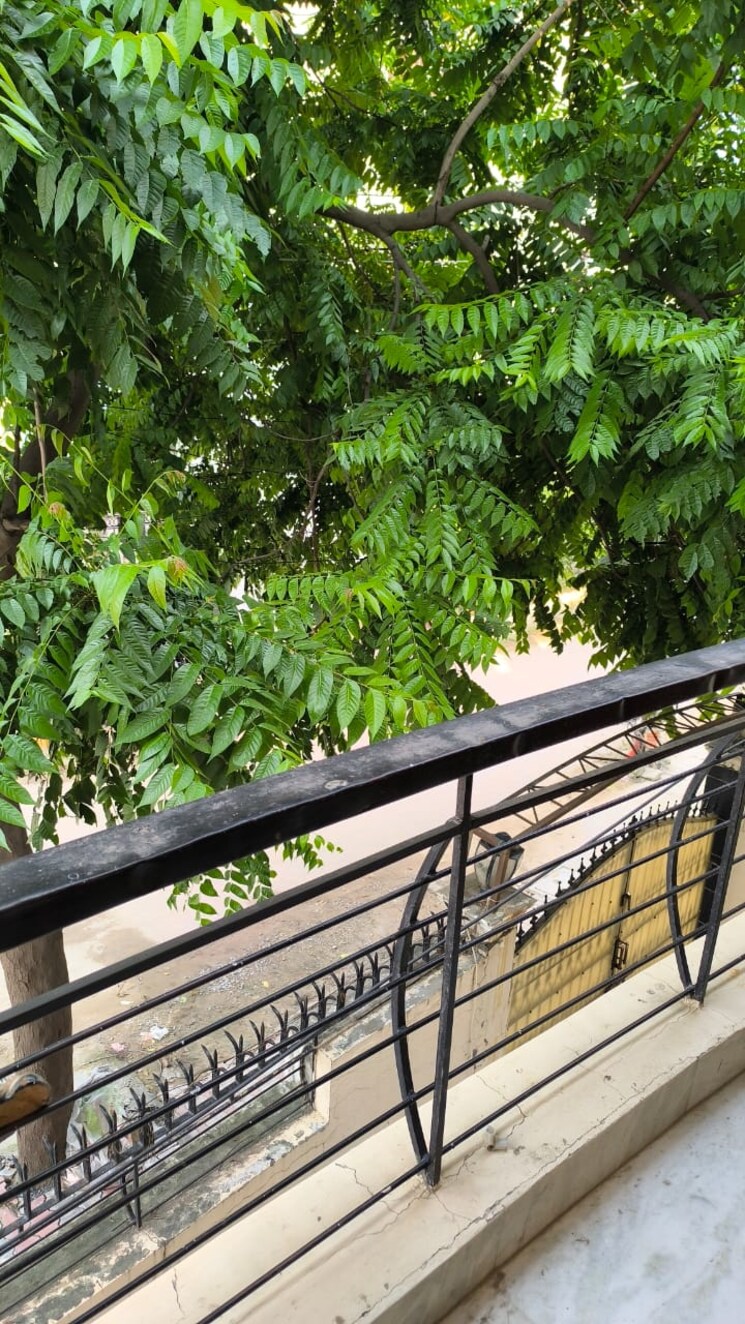 Balcony, rustomjee-crown 3 Bedroom 3050 Sq.Ft. Apartment In Prabhadevi Mumbai 7543664