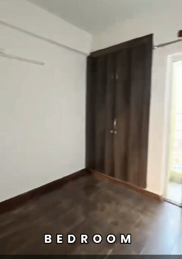 Room in 2 BHK Apartment at Paras Tierea, Sector 137 – for Sale