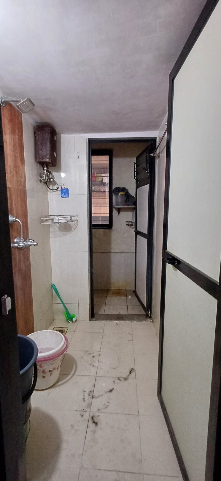 Attached Bathroom, adarsh-nagar-chs-uthalsar 1 Bedroom 560 Sq.Ft. Apartment In Uthalsar Thane 7544045