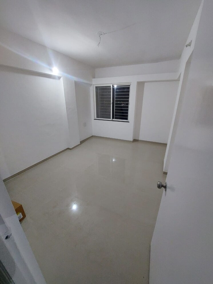 Room, divine-kharidi 2 Bedroom 700 Sq.Ft. Apartment In Kharadi Pune 7544048