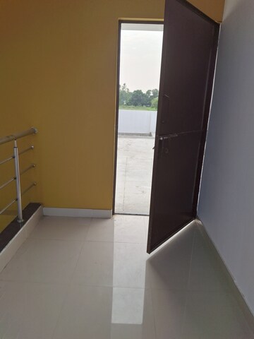 Furnished Amenities in 3 BHK Independent House at Sultanpur Road – for Sale
