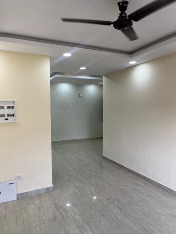 Room in 3 BHK Builder Floor at Jamuna Enclave, Ambala Highway – for Sale
