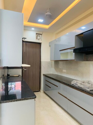 Kitchen in 3 BHK Builder Floor at SS Mayfield Gardens, Sector 51 – for Sale