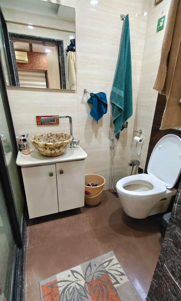 Bathroom, abhilasha-sadan-apartment 2 Bedroom 1050 Sq.Ft. Apartment In Pali Hill Mumbai 7544300