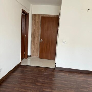 Room in 3 BHK Apartment at Landmark The Residency, Sector 103 – for Sale