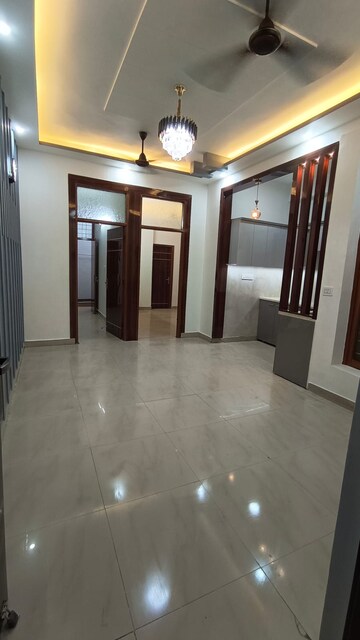 Room in 3 BHK Builder Floor at Niti Khand – for Sale