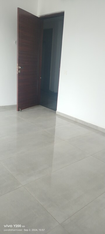 Room in 2 BHK Apartment at ACE Parkway, Sector 150 – for Sale