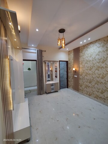 Living Room in 3 BHK Builder Floor at Sector 40 – for Sale