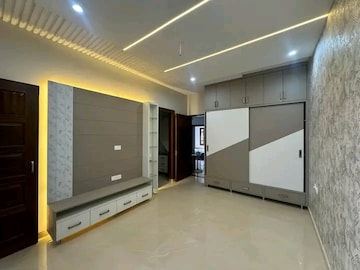 Room in 4 BHK Independent House at Sector 125 – for Sale
