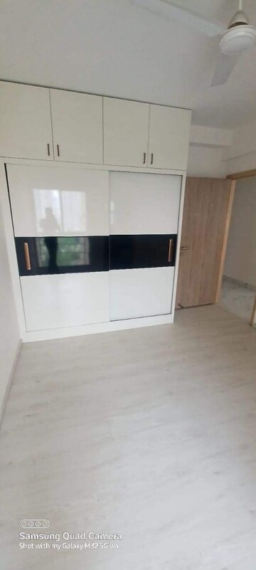 Room in 2 BHK Apartment at M3M Flora 68, Sector 68 – for Sale