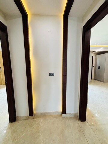 Building Lobby in 4 BHK Builder Floor at Sector 85 – for Sale