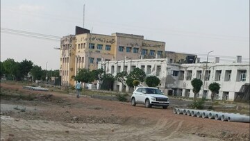  Plot – Exterior View View at Old Faridabad - for Sale