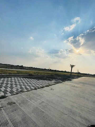  Plot For Sale in Super Corridor