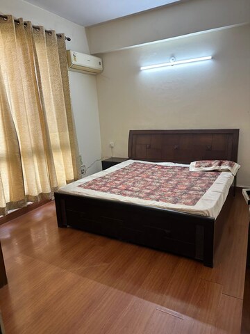 Bedroom in 3 BHK Apartment at Unitech Uniworld Gardens, Sector 47 – for Sale