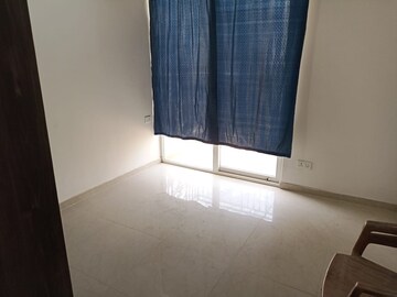 Room in 2 BHK Apartment at Sector 10 Yamuna Expressway – for Sale