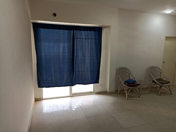 Room in 2 BHK Apartment at Sector 10 Yamuna Expressway – for Sale