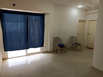 Room in 2 BHK Apartment at Sector 10 Yamuna Expressway – for Sale