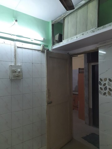 Room in Studio Apartment at Dombivli West – for Sale