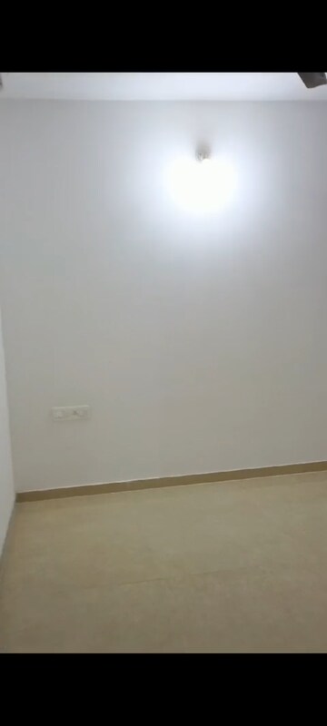 Room in 2 BHK Apartment at Lodha Palava Clara E to I, Dombivli East – for Sale