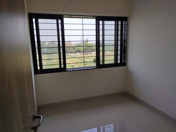 Room in 3 BHK Apartment at Purvankara Emerald Bay, Mundhwa – for Sale