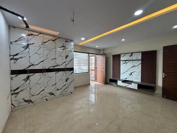 Staircase in 4 BHK Builder Floor at Sector 85 – for Sale
