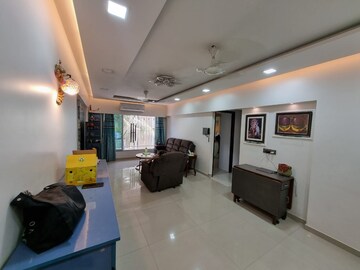 Living Room in 2.5 BHK Apartment at Kanakia Samarpan, Borivali East – for Sale