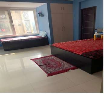 3 BHK Apartment For Rent in Pawittra Apartment Vasundhara Enclave Delhi  7547805