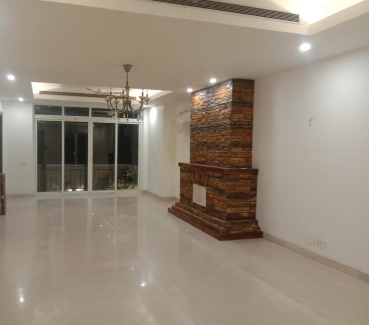Room, emaar-marbella 5 Bedroom 8120 Sq.Ft. Villa In Sector 66 Gurgaon 7547807