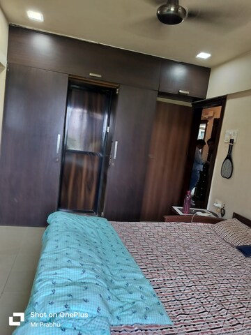 Bedroom in 2.5 BHK Apartment at Veena Saaz, Kandivali East – for Sale